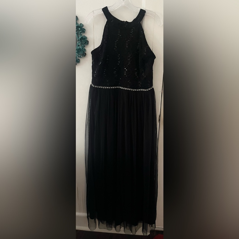 Women’s dress